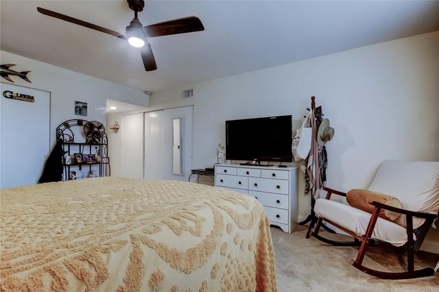2170 AMERICUS BOULEVARD N 64, Clearwater, FL 33763