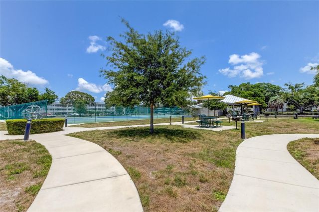 2170 AMERICUS BOULEVARD N 64, Clearwater, FL 33763