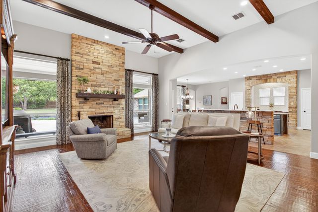 200 Golden Arrow Drive, Weatherford, TX 76087