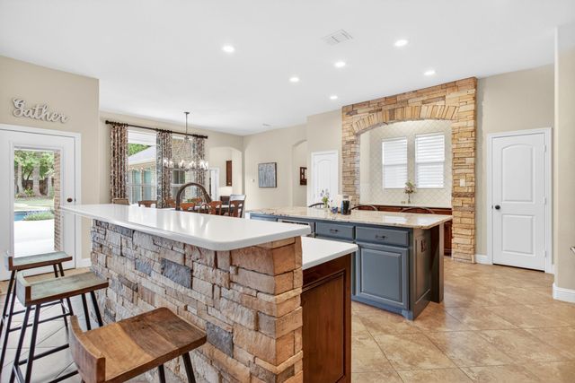 200 Golden Arrow Drive, Weatherford, TX 76087