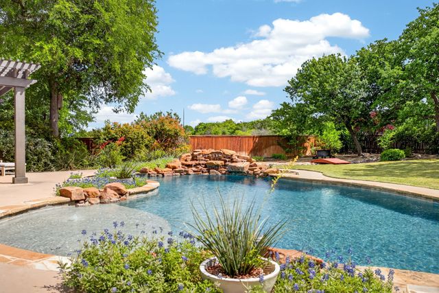 200 Golden Arrow Drive, Weatherford, TX 76087