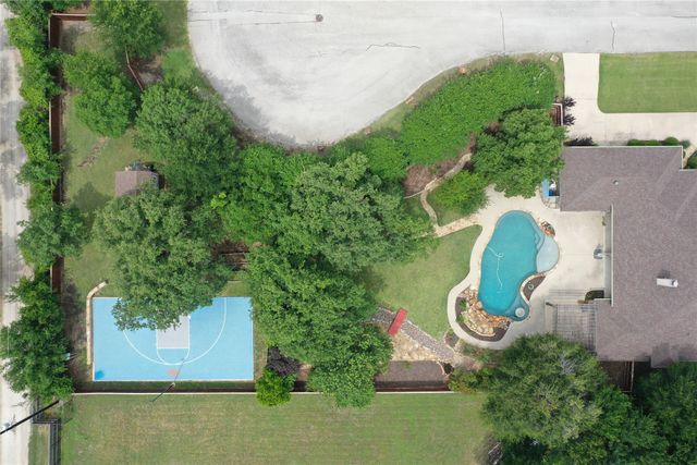 200 Golden Arrow Drive, Weatherford, TX 76087