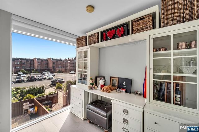 309 Hancock Court M309, Edgewater, NJ 07020