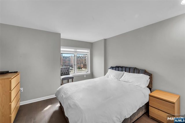 309 Hancock Court M309, Edgewater, NJ 07020