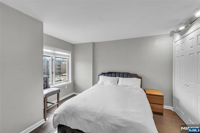 309 Hancock Court M309, Edgewater, NJ 07020