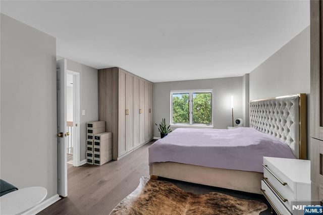 309 Hancock Court M309, Edgewater, NJ 07020