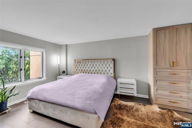 309 Hancock Court M309, Edgewater, NJ 07020