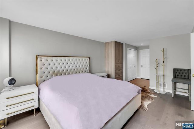 309 Hancock Court M309, Edgewater, NJ 07020