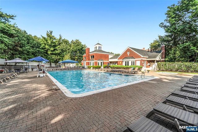 309 Hancock Court M309, Edgewater, NJ 07020