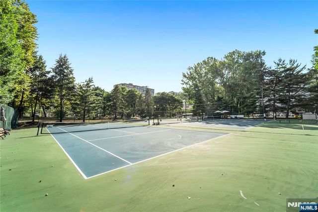 309 Hancock Court M309, Edgewater, NJ 07020