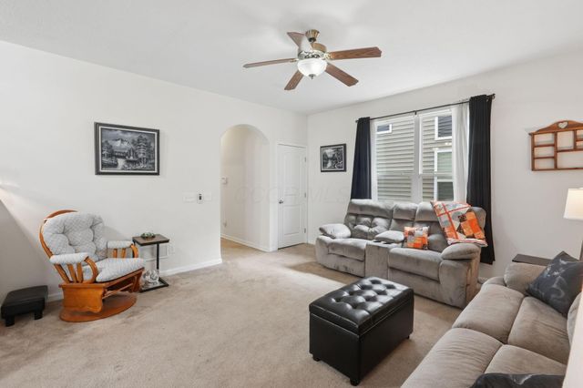 2501 Snowtip Lane, Grove City, OH 43123