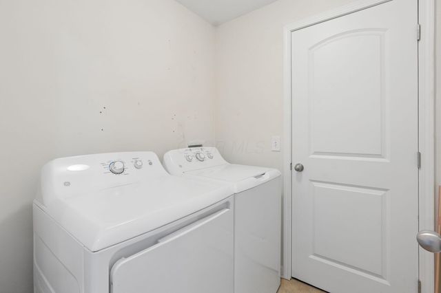 2501 Snowtip Lane, Grove City, OH 43123