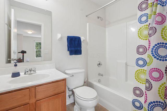 2501 Snowtip Lane, Grove City, OH 43123