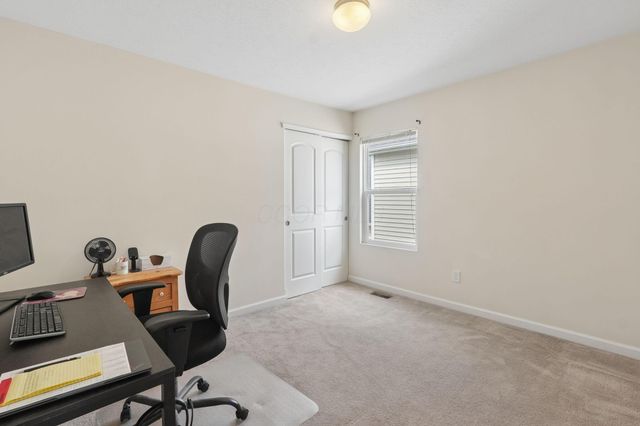 2501 Snowtip Lane, Grove City, OH 43123