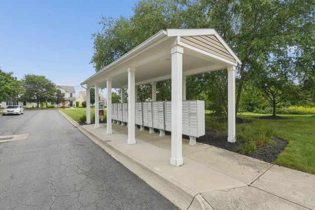 2501 Snowtip Lane, Grove City, OH 43123