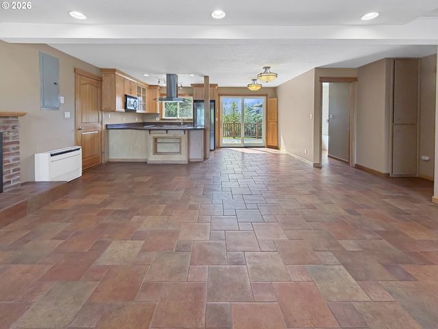 7350 Sw STEWART St, Portland, OR 97223