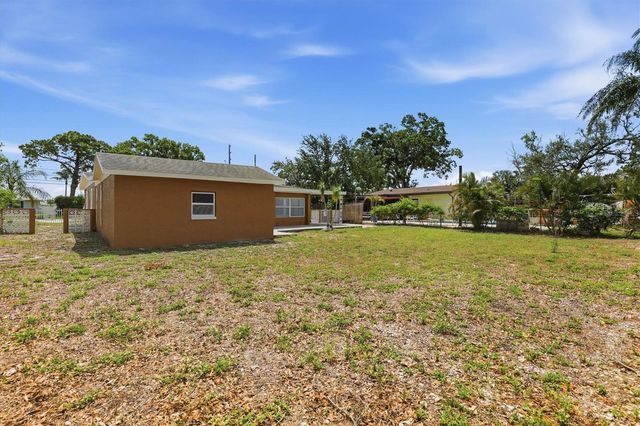 721 BAYSHORE DRIVE, Tarpon Springs, FL 34689
