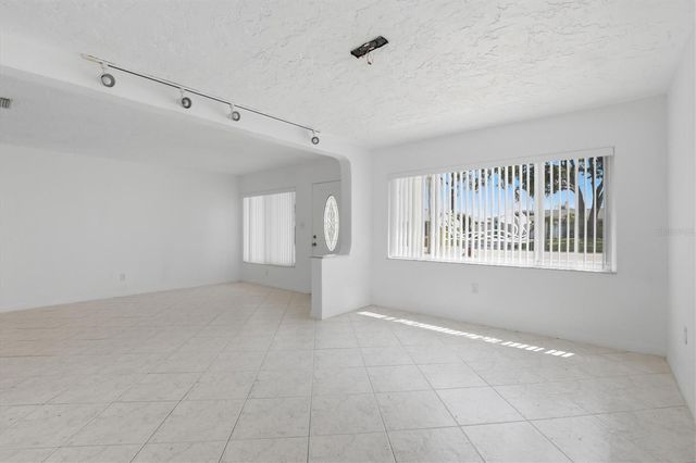 721 BAYSHORE DRIVE, Tarpon Springs, FL 34689
