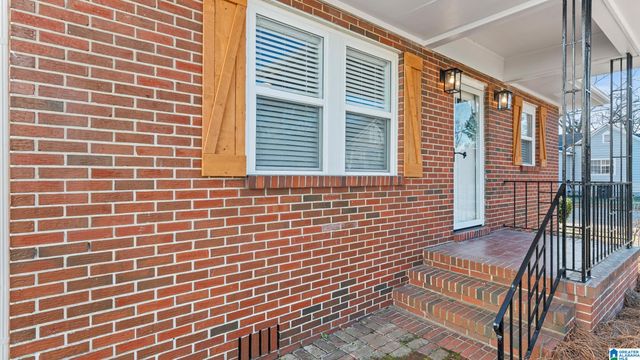 1329 4TH AVENUE W, Birmingham, AL 35208