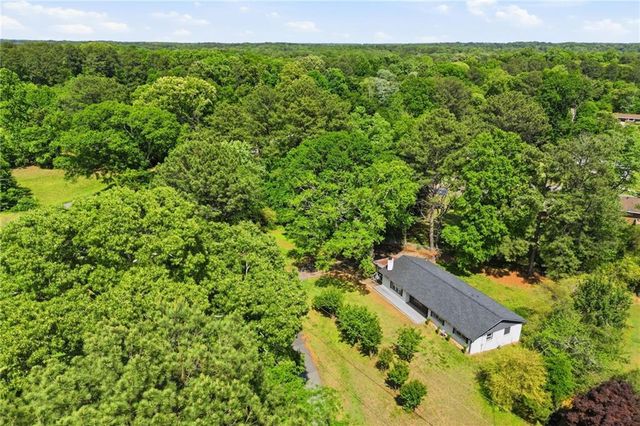 4691 Roberta Circle, Austell, GA 30106