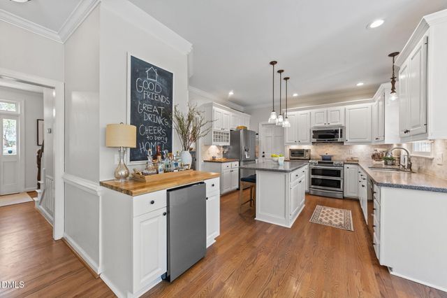 103 Hollycliff Lane, Cary, NC 27518