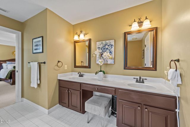 103 Hollycliff Lane, Cary, NC 27518