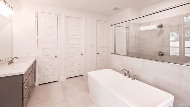 3628 Agarita Pass, Bulverde, TX 78163