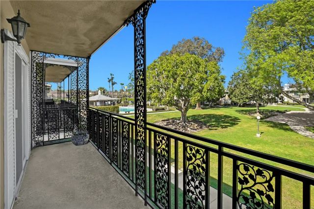 1422 Deauville Place, Costa Mesa, CA 92626