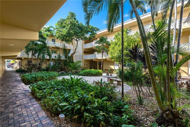 815 Middle River Drive 205, Fort Lauderdale, FL 33304