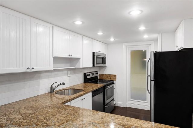 815 Middle River Drive 205, Fort Lauderdale, FL 33304