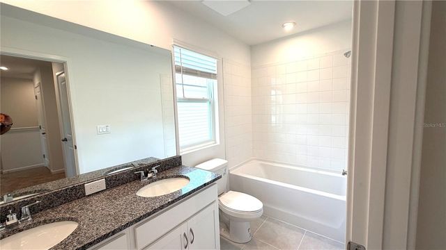 2947 CAMELLIA FLOWER STREET, Apopka, FL 32703