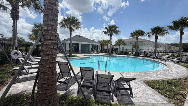 2947 CAMELLIA FLOWER STREET, Apopka, FL 32703