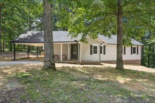 253 Troy Ln, Hohenwald, TN 38462