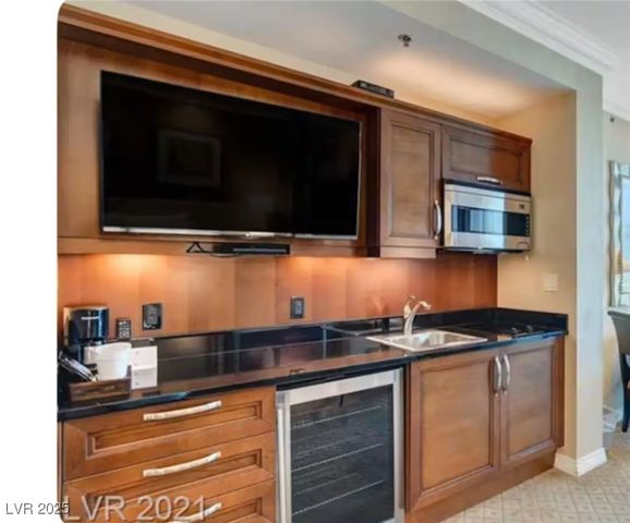 135 East Harmon Avenue 2717, Las Vegas, NV 89109