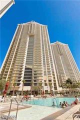 135 East Harmon Avenue 2717, Las Vegas, NV 89109