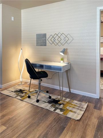 520 SE D Street, Bentonville, AR 72712