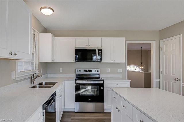 180 River Crest Court, Clemmons, NC 27012