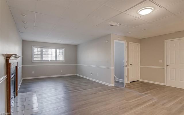 180 River Crest Court, Clemmons, NC 27012