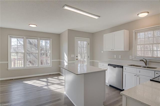 180 River Crest Court, Clemmons, NC 27012