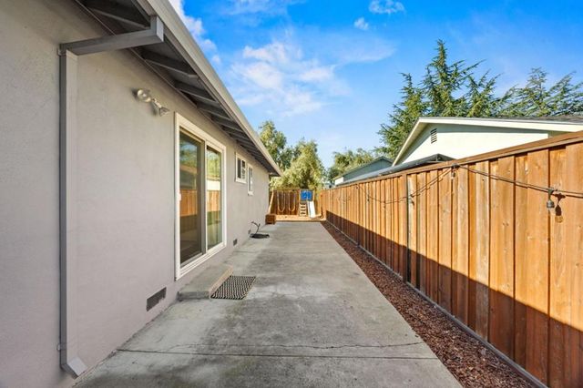 31355 Hugh Way, Hayward, CA 94544