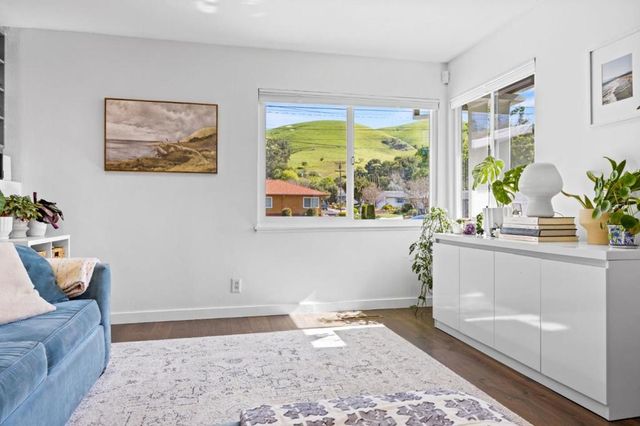 31355 Hugh Way, Hayward, CA 94544