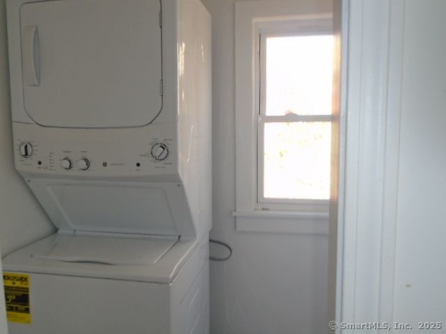 98 Cooke Street, Plainville, CT 06062