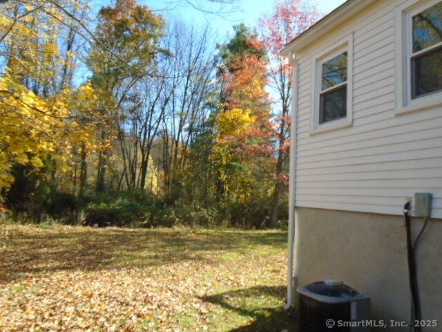 98 Cooke Street, Plainville, CT 06062