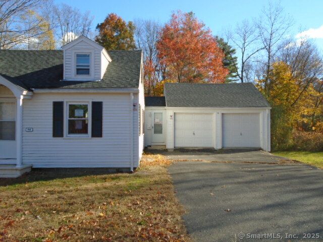 98 Cooke Street, Plainville, CT 06062