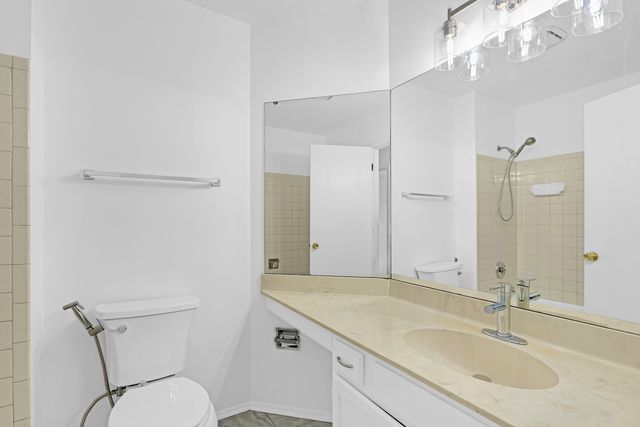 1239 S Wellington Court 1239, Buffalo Grove, IL 60089