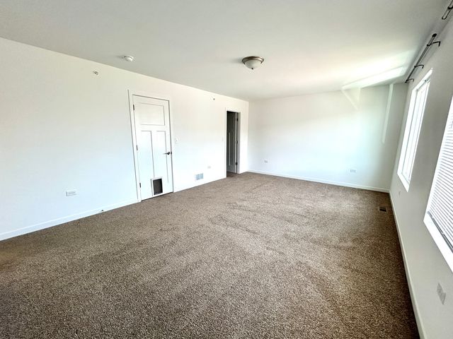 1123 Gillespie Lane 1123, Yorkville, IL 60560