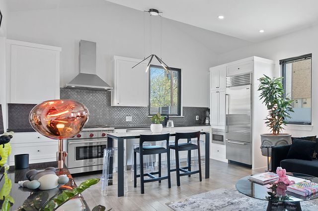 308 Onion ST, Austin, TX 78702