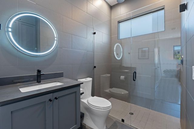 308 Onion ST, Austin, TX 78702