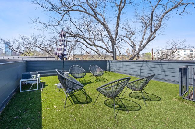 308 Onion ST, Austin, TX 78702