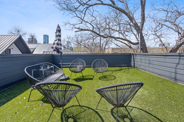 308 Onion ST, Austin, TX 78702